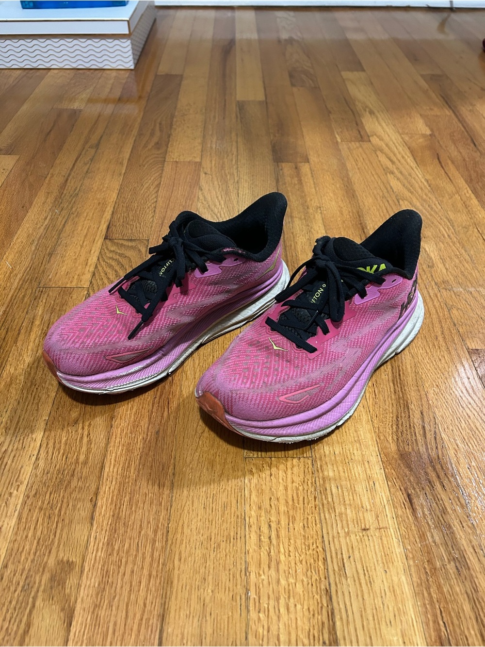 Hoka Clifton 9s in hot pink